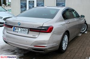 BMW 745 2021 3.0 394 KM