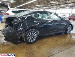 Nissan Altima 2025 2