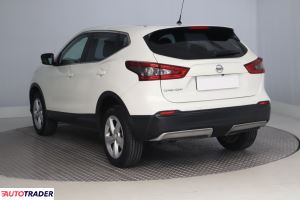 Nissan Qashqai 2017 1.2 113 KM