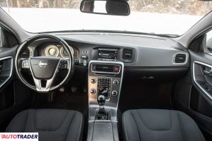 Volvo V60 2012 2.0 163 KM