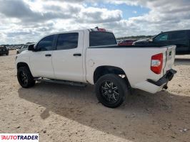Toyota Tundra 2021 5
