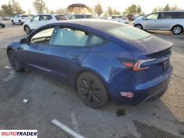 Tesla Model 3 2024