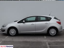 Opel Astra 2015 1.6 113 KM
