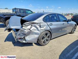 BMW 330 2023 2