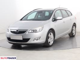 Opel Astra 2011 1.7 108 KM