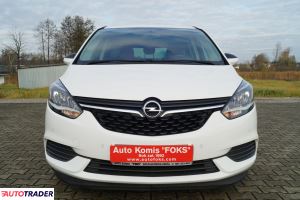 Opel Zafira 2018 1.4 120 KM