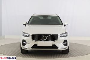 Volvo XC60 2022 2.0 246 KM