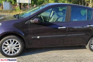 Renault Clio 2008 1.1 101 KM