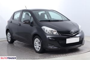 Toyota Yaris 2012 1.3 97 KM