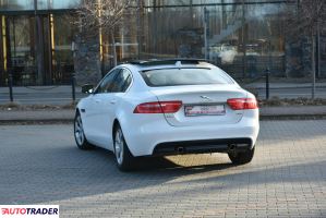 Jaguar XE 2018 2.0 250 KM