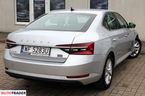 Skoda Superb 2020 1.5 150 KM