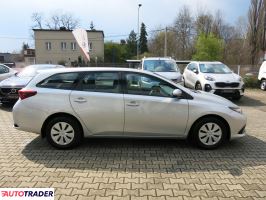 Toyota Auris 2017 1.4 90 KM Toyota Auris 2017 1.4 90 KM