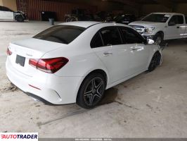 Mercedes 220 2020 2