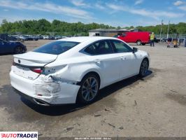 Lexus ES 2020 3