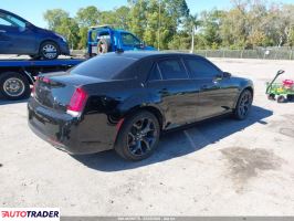 Chrysler 300C 2023 3