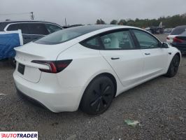 Tesla Model 3 2025