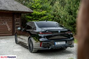 BMW 740 2024 3.0 286 KM BMW 740 2024 3.0 286 KM