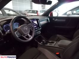 Volvo XC40 2022 1.5 129 KM