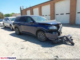 Nissan Pathfinder 2022 3