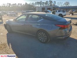 Nissan Altima 2025 2