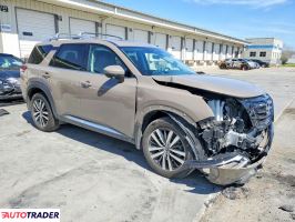 Nissan Pathfinder 2024 3