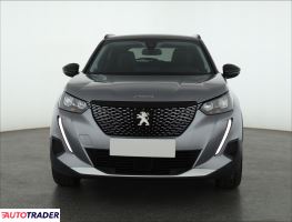 Peugeot 2008 2020 1.2 99 KM