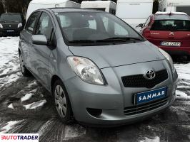 Toyota Yaris 2007 1.3 87 KM Toyota Yaris 2007 1.3 87 KM