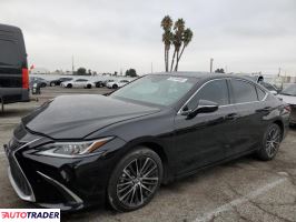 Lexus ES - zobacz ofertę