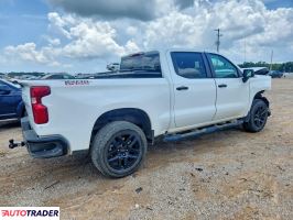 Chevrolet Silverado 2026 5