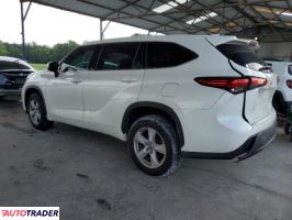Toyota Highlander 2020 3