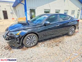 Nissan Altima 2025 2