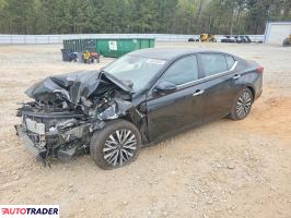 Nissan Altima - zobacz ofertę