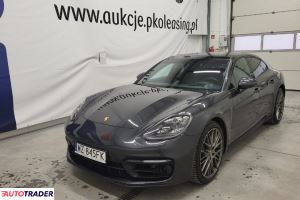 Porsche Panamera 2022 2.9 330 KM