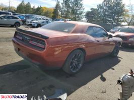 Dodge Challenger 2021 6