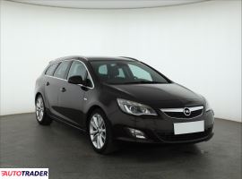 Opel Astra 2012 1.6 177 KM