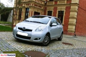 Toyota Yaris 2011 1.3 100 KM Toyota Yaris 2011 1.3 100 KM