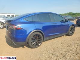 Tesla Model X 2022