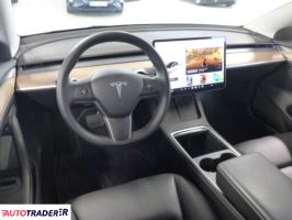 Tesla Model 3 2022 440 KM