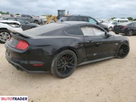 Ford Mustang 2022 5