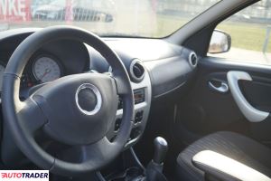 Dacia Sandero 2010 1.1 75 KM