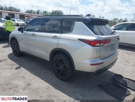 Mitsubishi Outlander 2024 2