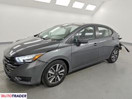 Nissan Versa - zobacz ofertę
