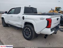 Toyota Tacoma 2024 2