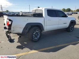 Toyota Tacoma 2019 3