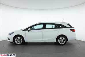 Opel Astra 2020 1.2 143 KM