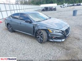 Nissan Altima - zobacz ofertę