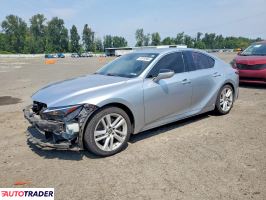 Lexus IS 2021 3
