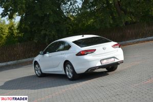 Opel Insignia 2020 2.0 200 KM Opel Insignia 2020 2.0 200 KM