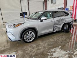 Toyota Highlander 2020 3