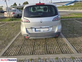 Renault Scenic 2012 1.4 130 KM